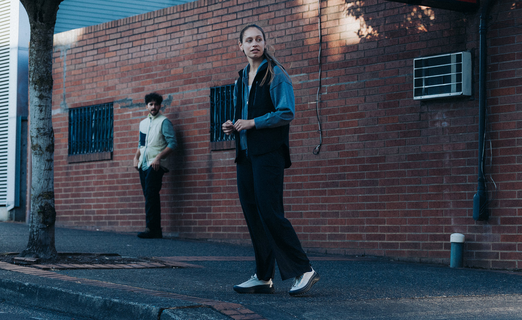 Women's KS Mino Sneaker | Silver Birch/Black - Image 8